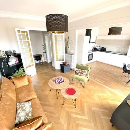 T3 De 73 M2 , Garage , Vue Montagnes Et Chateau Annecy Kültér fotó