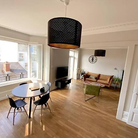 T3 De 73 M2 , Garage , Vue Montagnes Et Chateau Annecy Kültér fotó