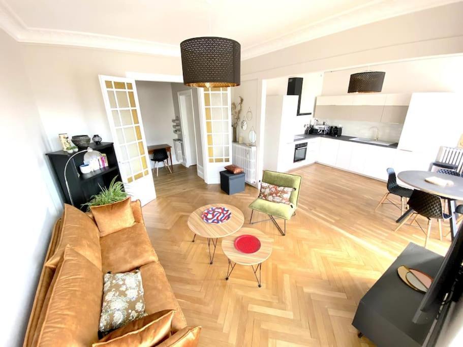 T3 De 73 M2 , Garage , Vue Montagnes Et Chateau Annecy Kültér fotó