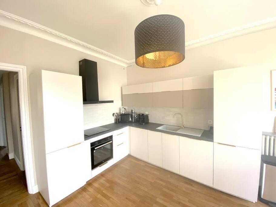 T3 De 73 M2 , Garage , Vue Montagnes Et Chateau Annecy Kültér fotó